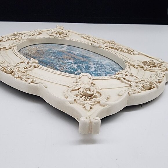 Ornate Vintage Inspired Ivory Resin Photo Frame With Floral Baroque Design - Picture 9 of 11